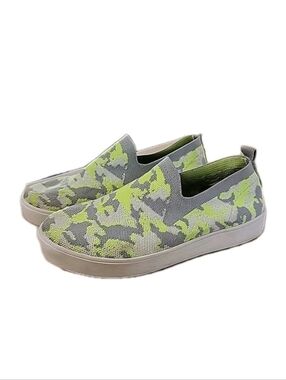 Bernie Mev Jenna Green/Gray Camo Knit 1" Platform Sneakers Women Size 10.5/11